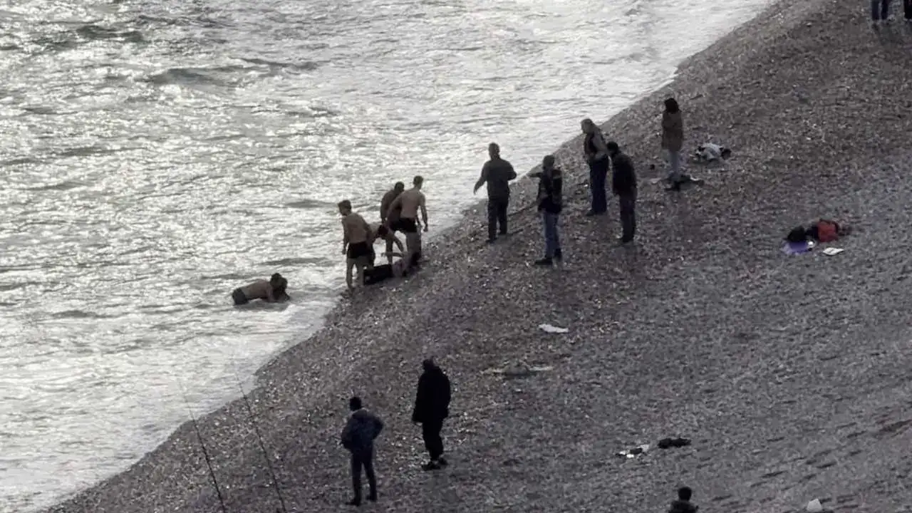 Antalya’da Yardım Çığlıkları Sahili Ayağa Kaldırdı 2